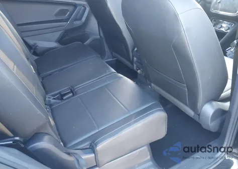 2020 Volkswagen Tiguan 2.0T Se/2.0T Se R-Line Black/2.0T Sel z USA, uszkodzony, nr VIN 3VV3B7AX7LM166871